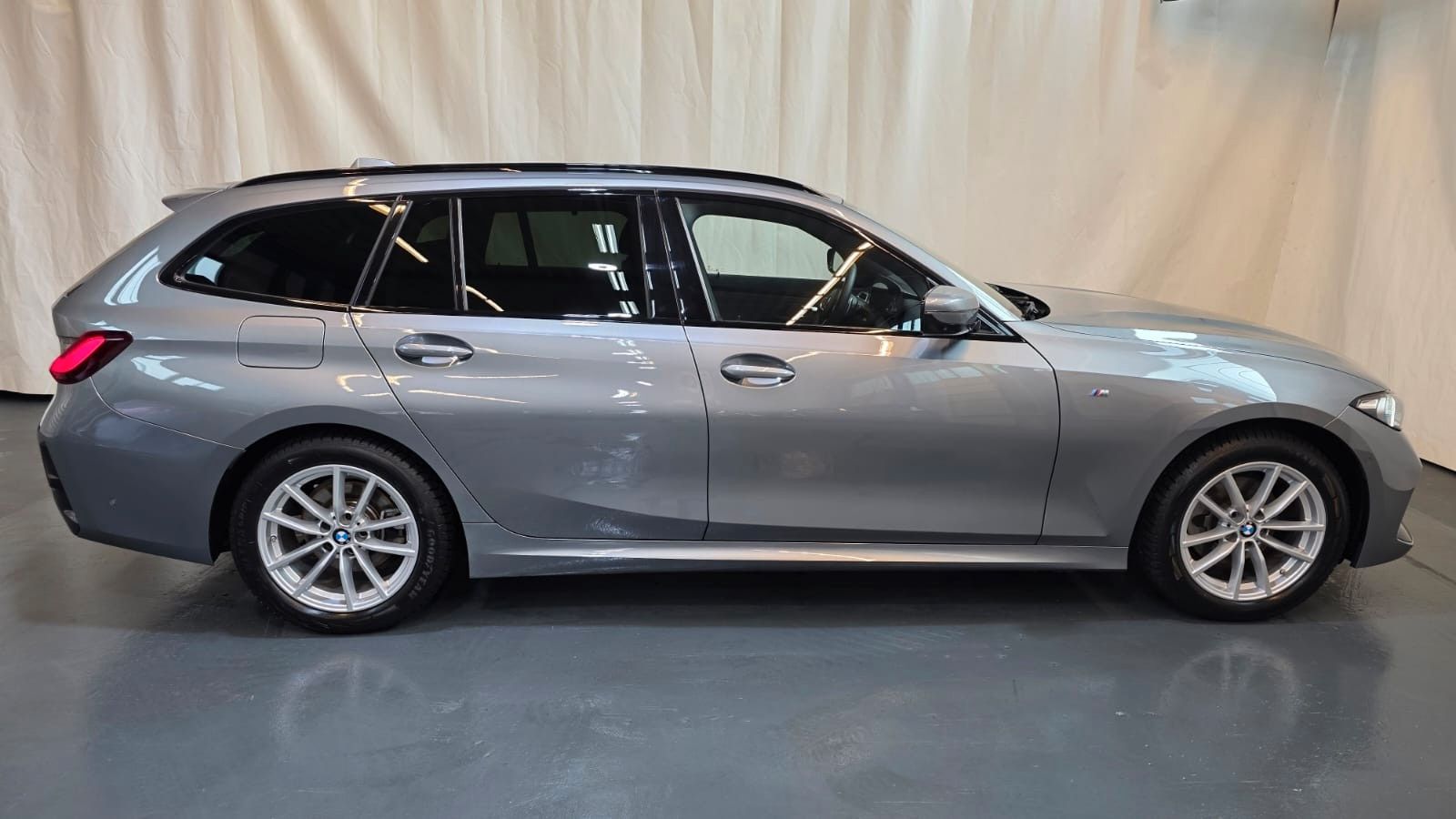 BMW 320 3 Touring 320 d xDrive M Sport Kamera 360
