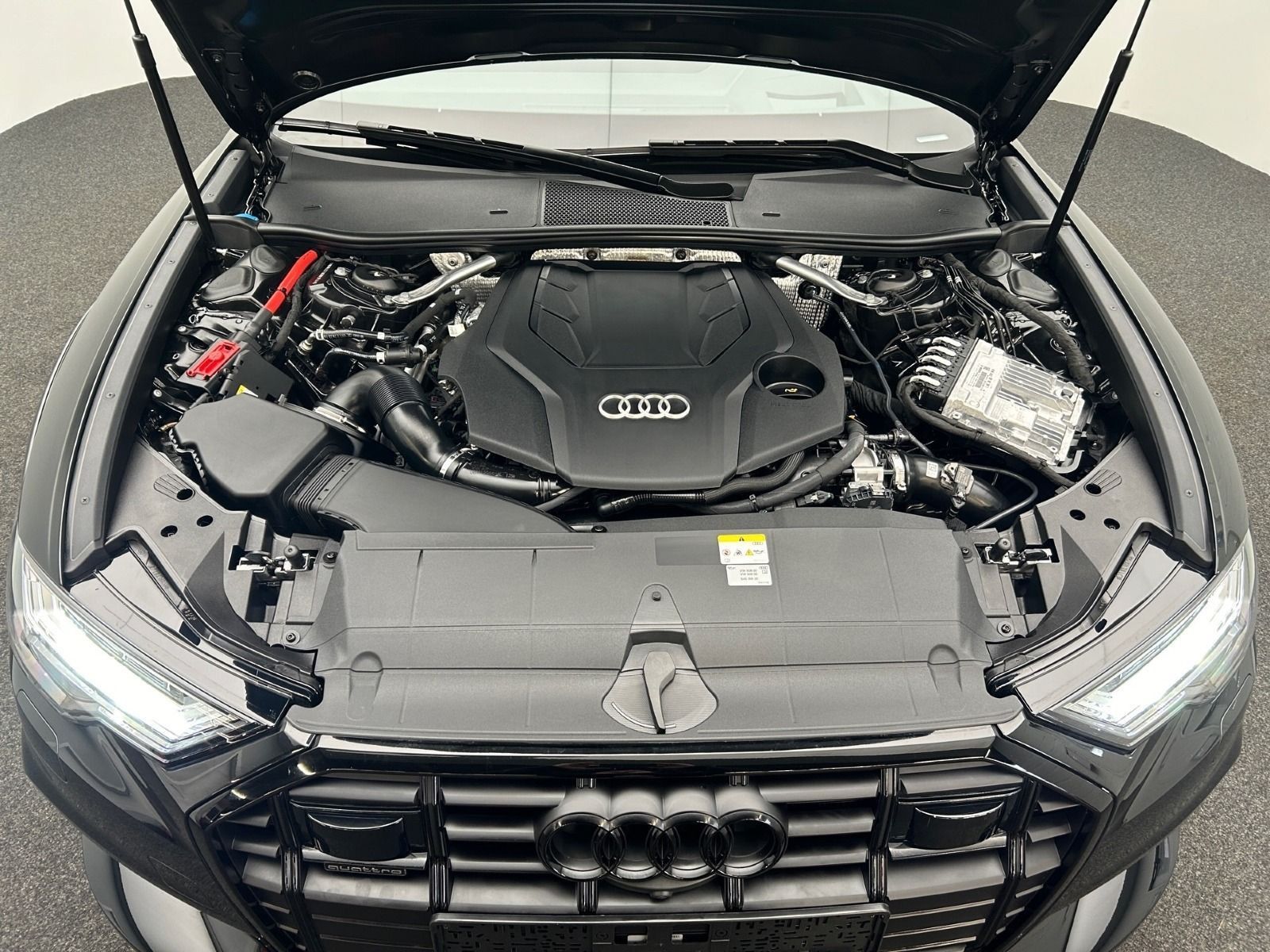 Audi A6 allroad 55 TFSI qu - Samsaru's Car Outlet