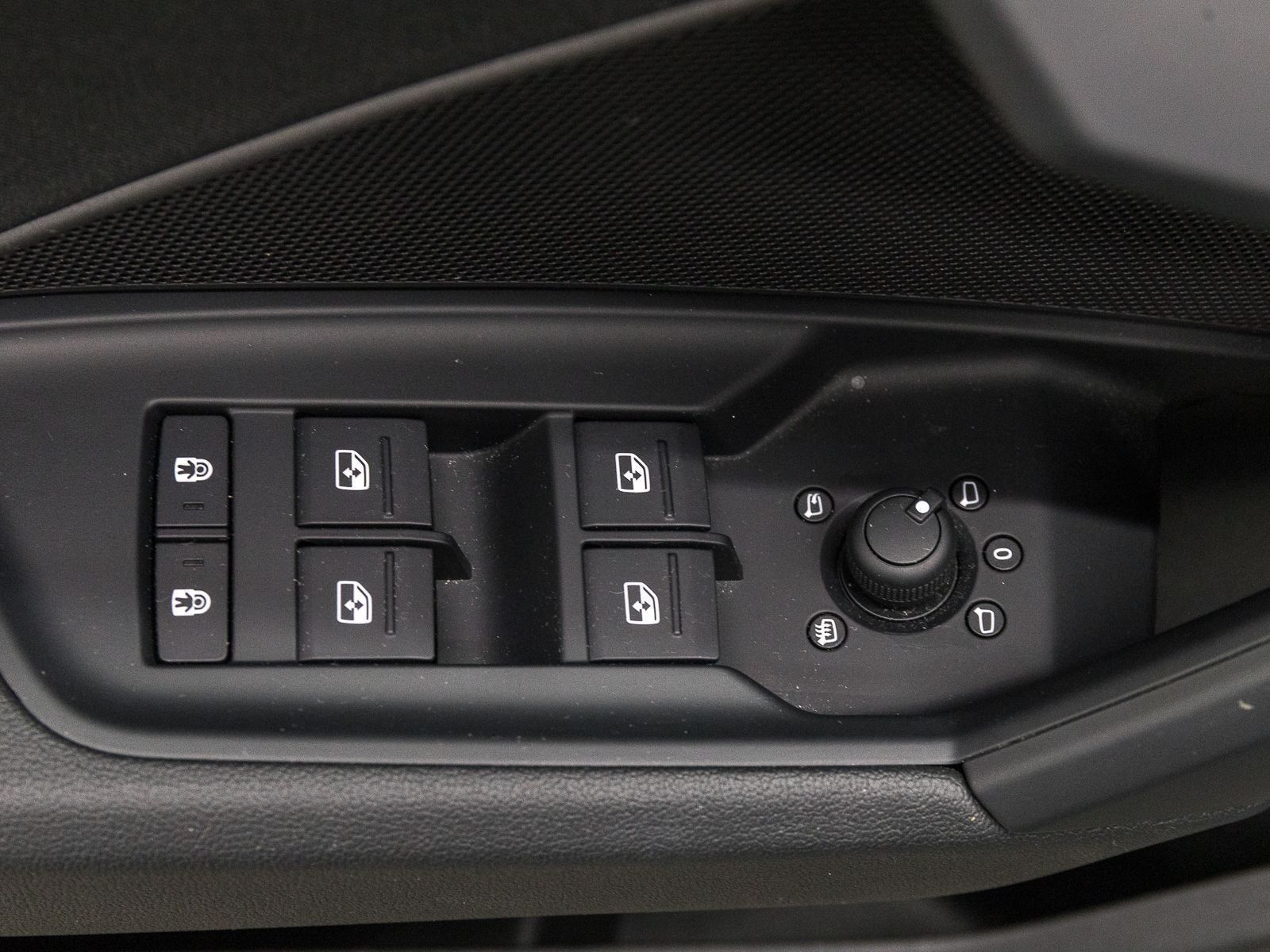 Audi A3 Sportback 30 TFSI S LINE - Samsaru's Car Outlet