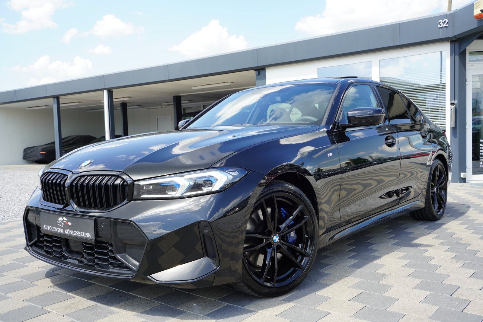 BMW 320d*xDrive*M Sport*H&K*Schiebedach*STHZ*360°*
