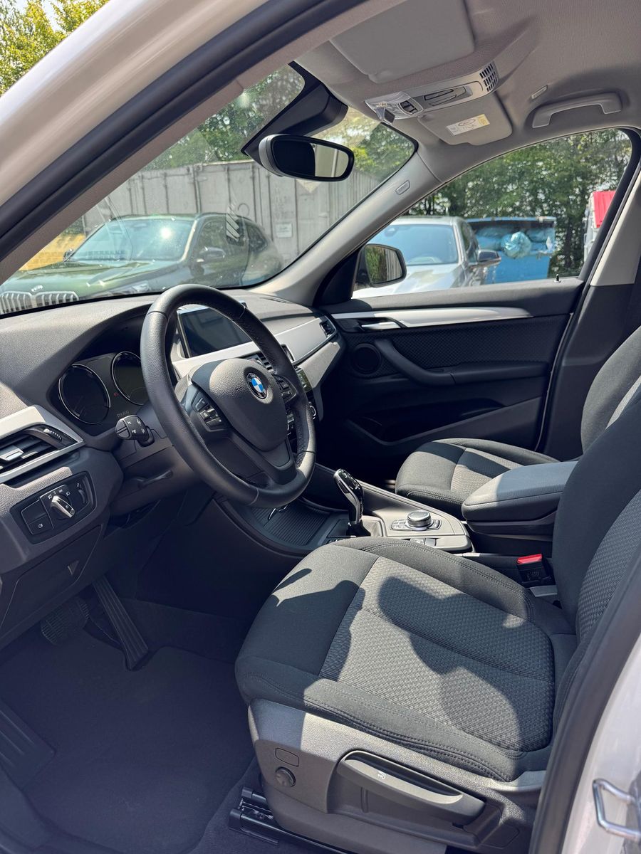 BMW X1 xDrive20i Advantage - Samsaru's Car Outlet