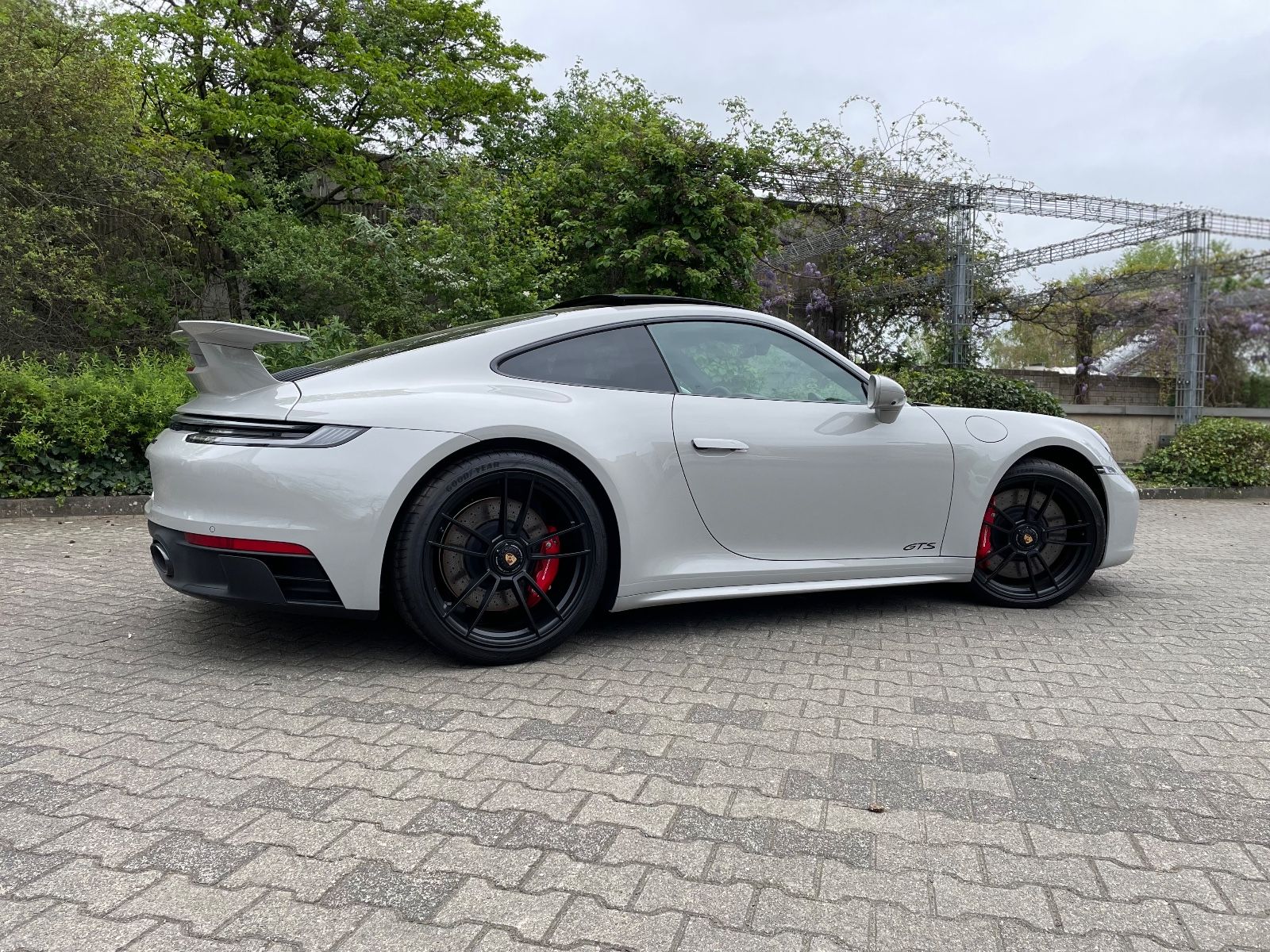 Porsche 911 Carrera GTS - Samsaru's Car Outlet