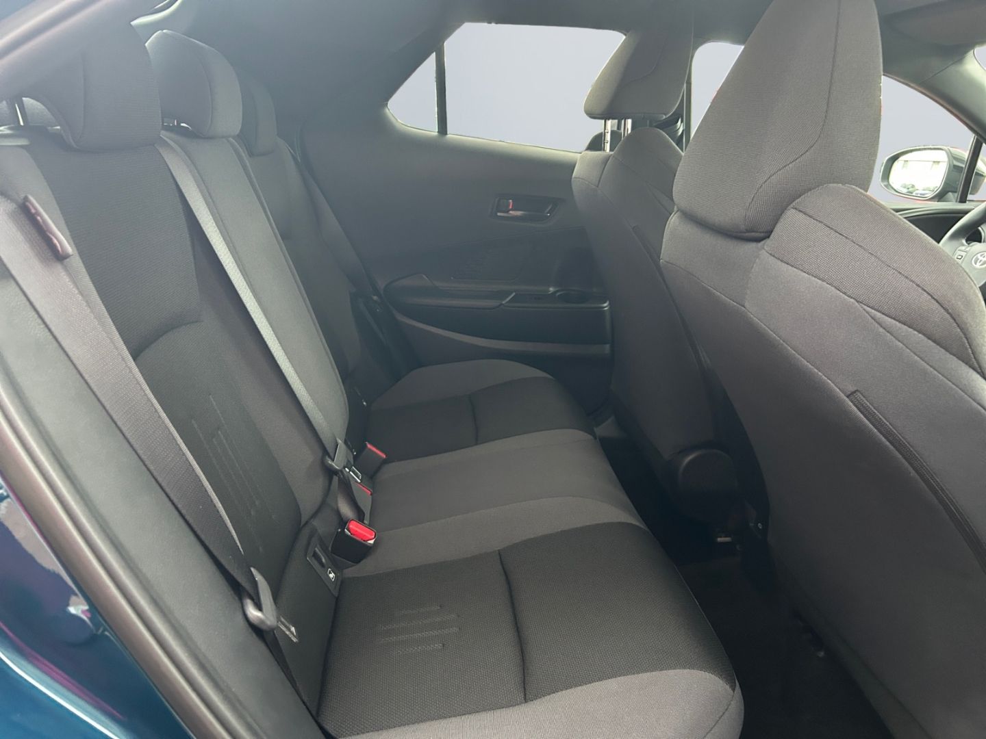 Toyota C-HR 1.8 Hybrid Team D *LED*ACC*CAM*el Heck*SHZ*