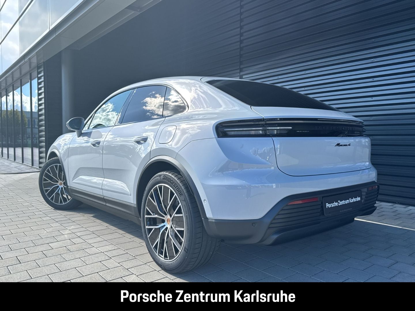 Porsche Macan 4 BOSE Luftfederung Panoramadach InnoDrive
