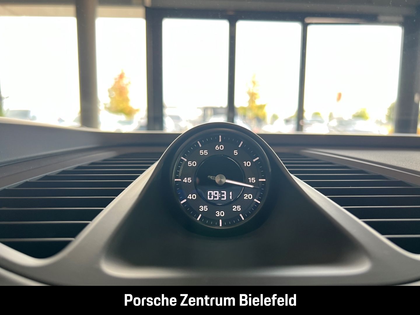 Porsche Macan Turbo HA-Lenkung Head-Up Sitzbelüftung