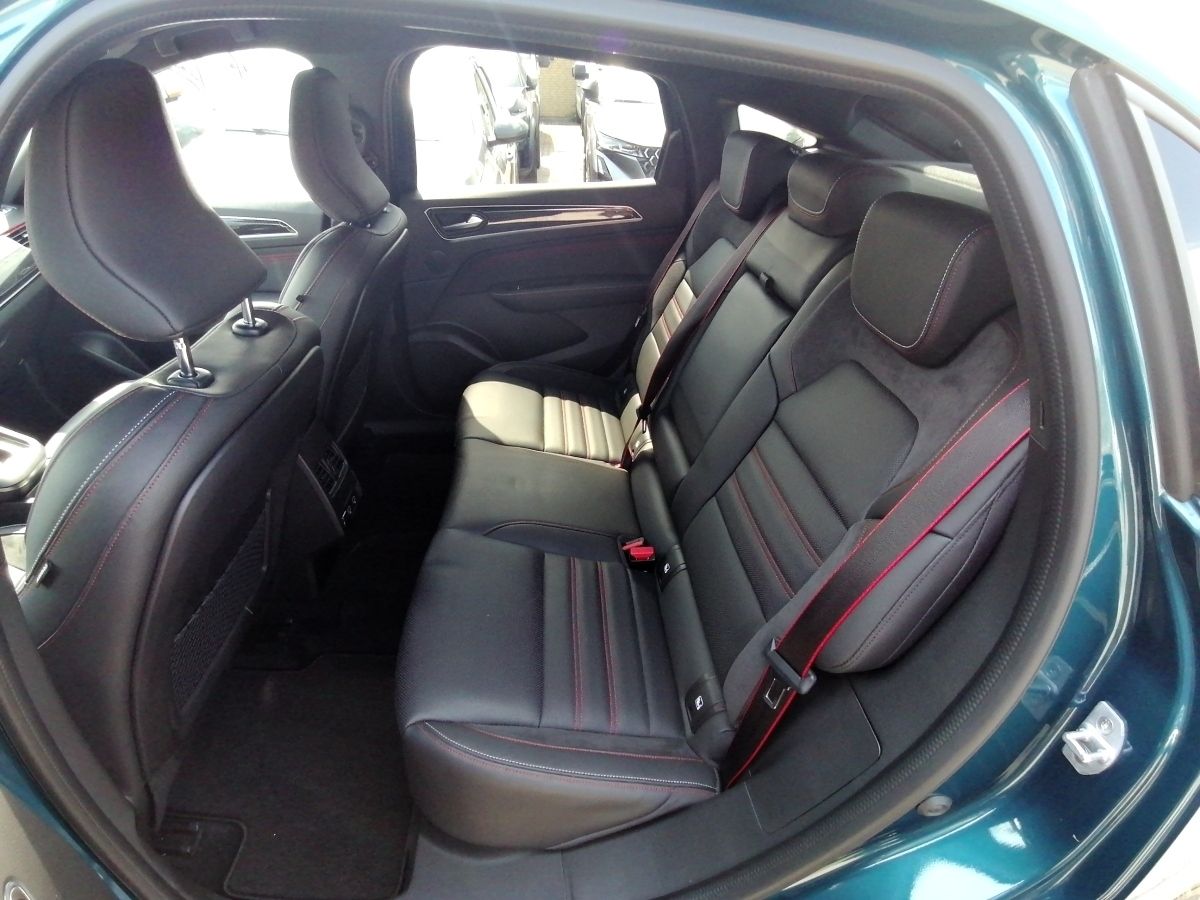 Renault Arkana R.S. Line 1.3TCe 160 - Samsaru's Car Outlet