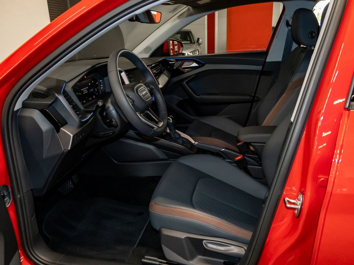 Audi A1 Sportback 25 TFSI S tronic - Samsaru's Car Outlet