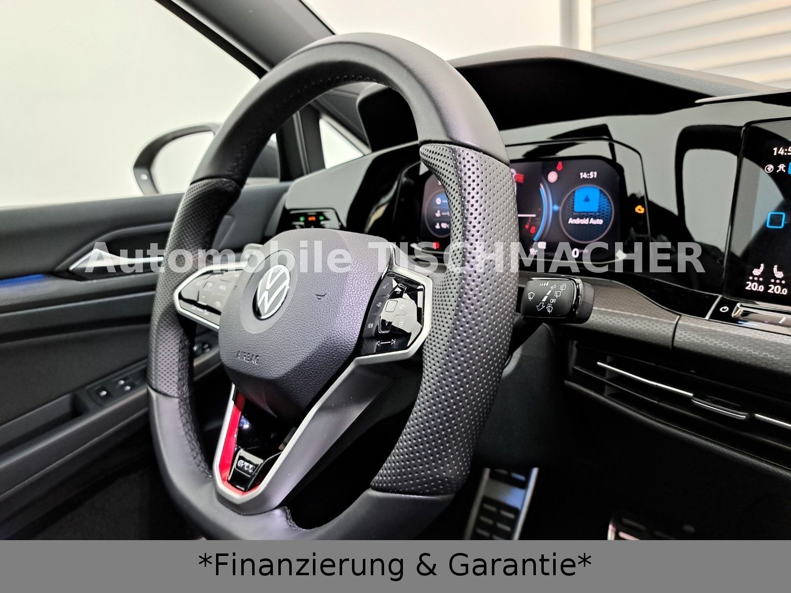 Volkswagen Golf VIII DSG - Samsaru's Car Outlet