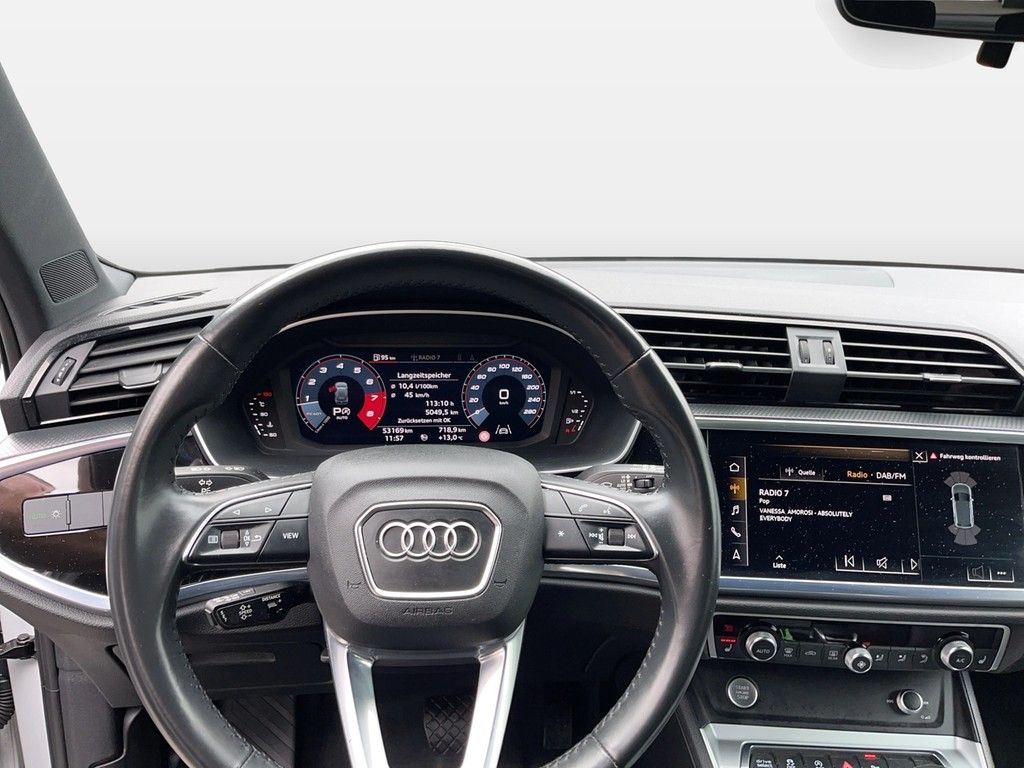 Audi Q3 45 TFSI qu. S tronic advanced - Samsaru's Car Outlet