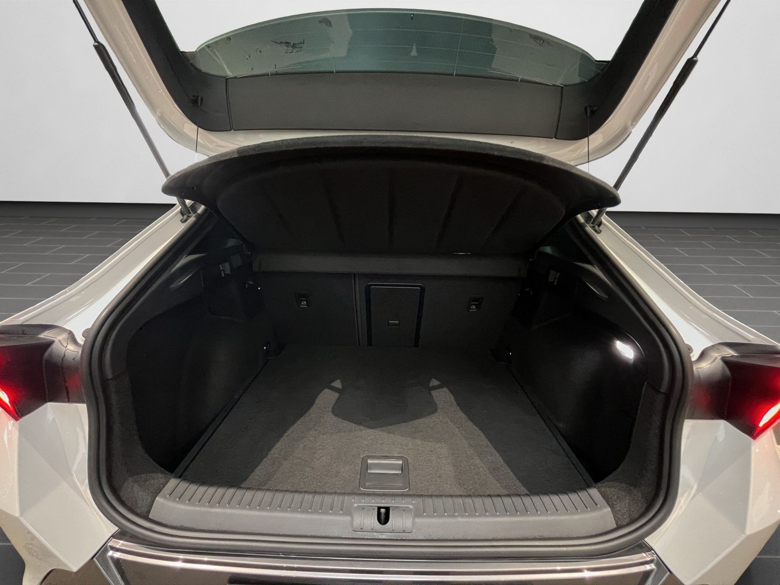Cupra Formentor VZ 2.0 TSI 4DRIVE - Samsaru's Car Outlet