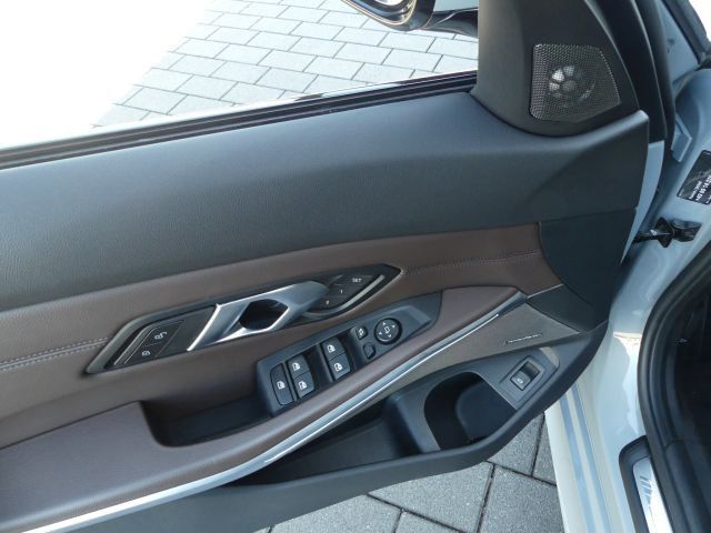 BMW 320 d xDriv Tou M Sport PRO ACC°Pano°Stdhzg.Mem.