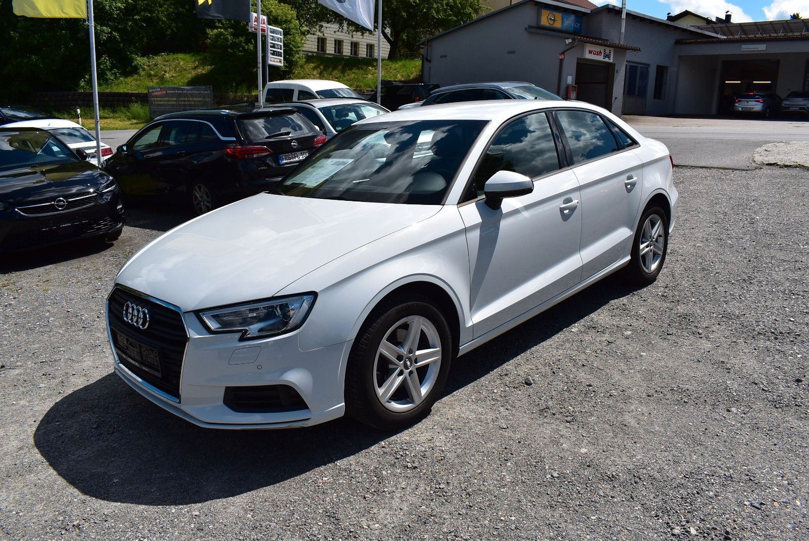 Audi A3 Limousine 35 TFSI - Samsaru's Car Outlet