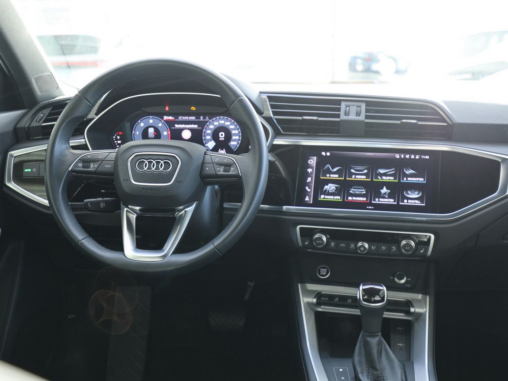 Audi Q3 advanced 35 TDI quattro S tronic - Samsaru's Car Outlet