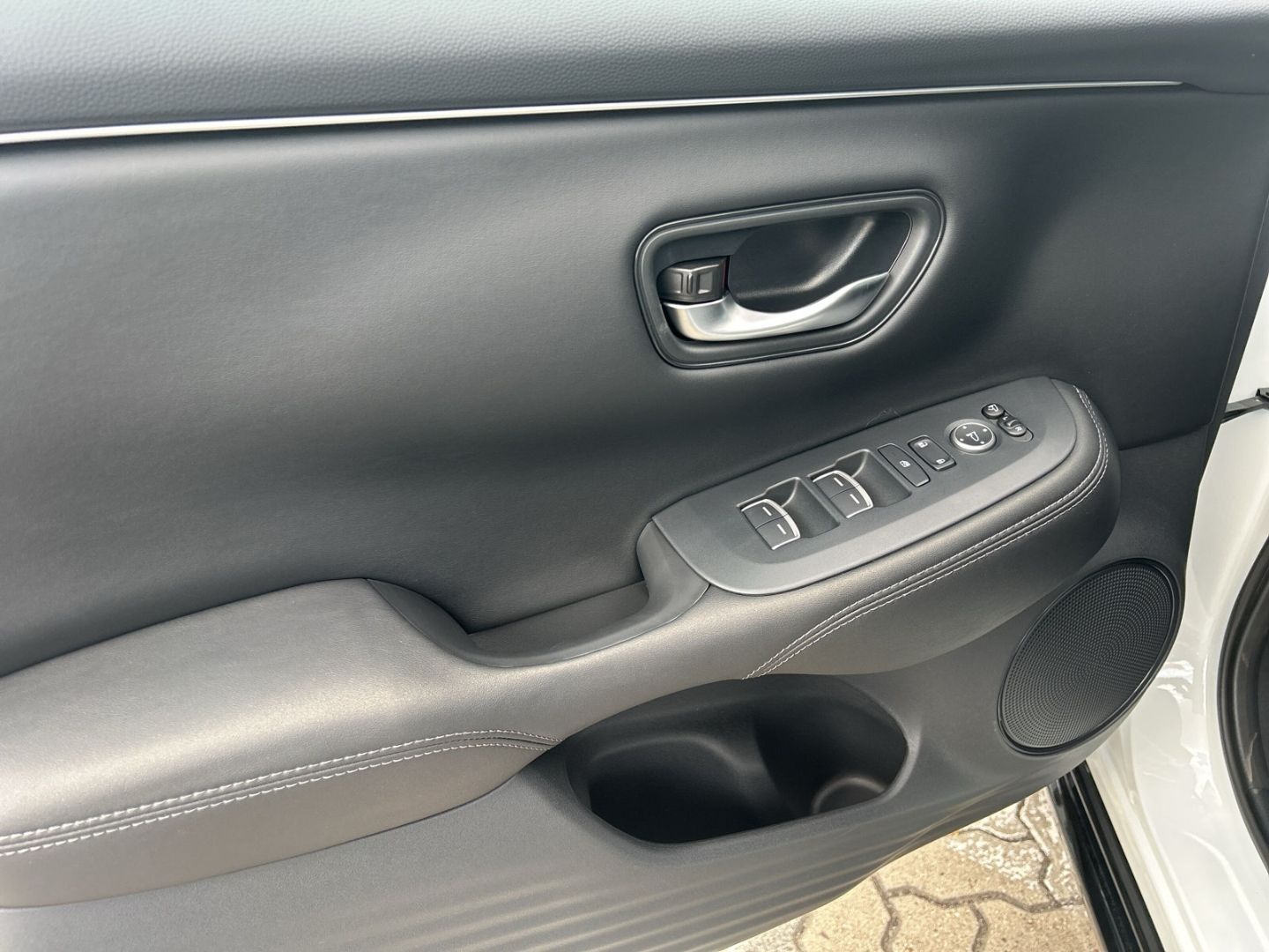 Honda ZR-V 2.0 e:HEV Sport Black-Emblem-Kit Rückfahrka
