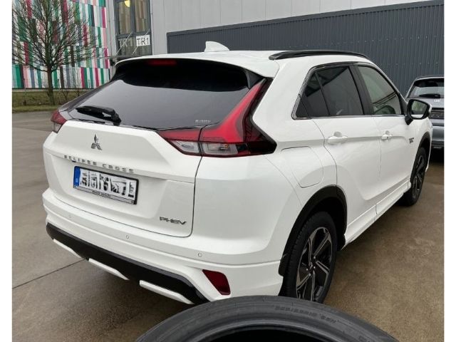 Mitsubishi Eclipse Cross Plus Select Black Hybrid 4WD 2.4 M