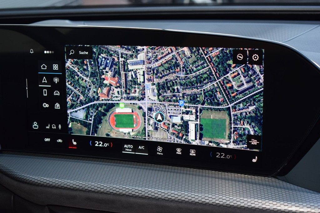 Audi Q5 TDI quattro *S-line*Pano*AHK*Matrix*360°