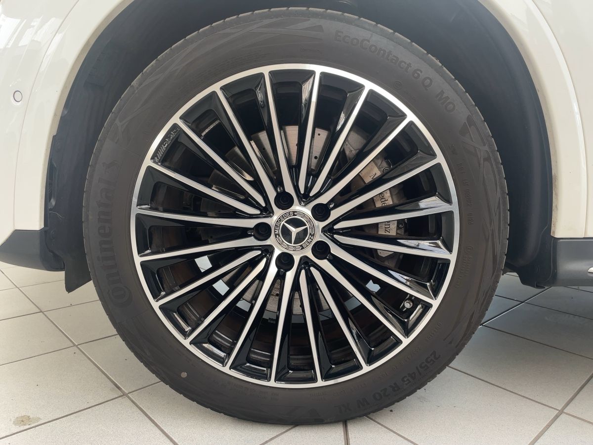 Mercedes-Benz GLC 300 d 4Matic AMG Line Premium - Samsaru's Car Outlet