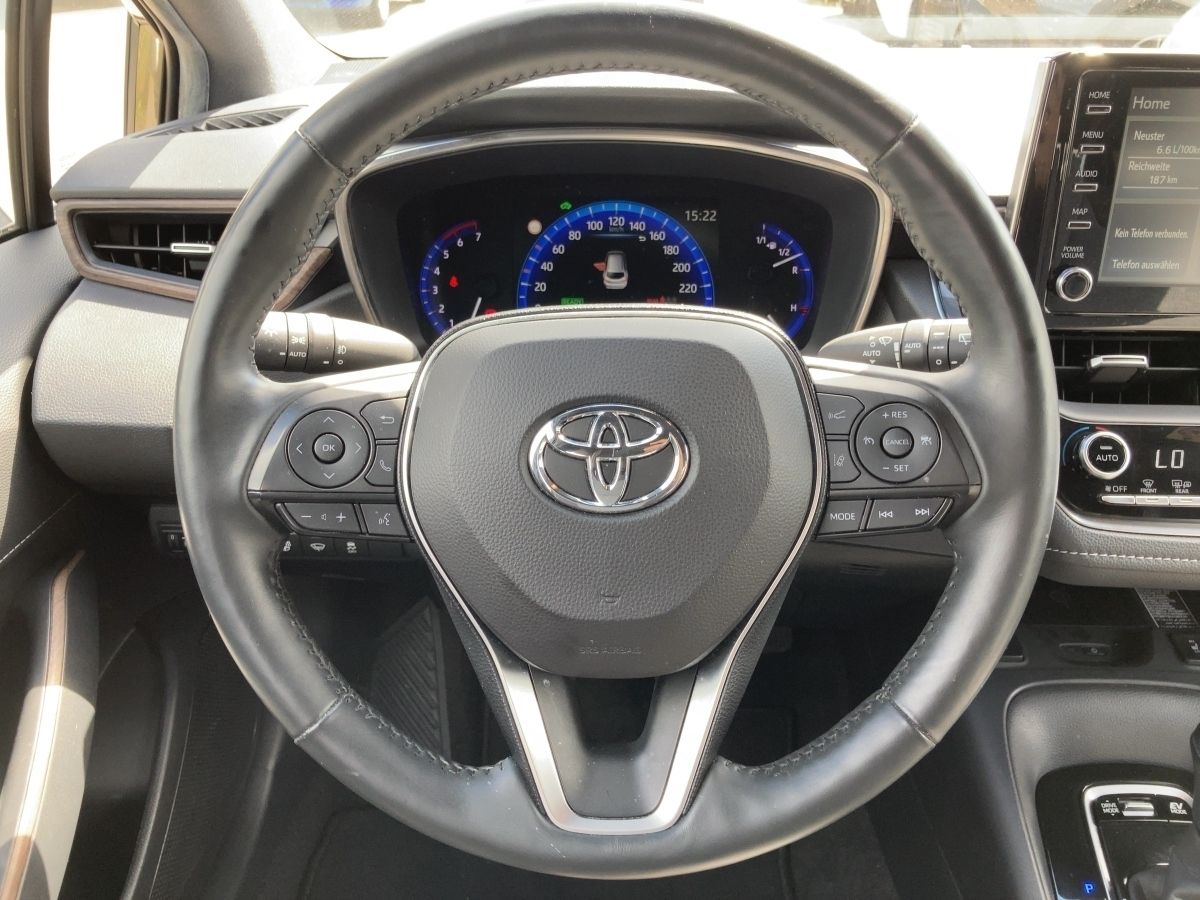 Toyota Corolla Touring Sports Hybrid - Samsaru's Car Outlet