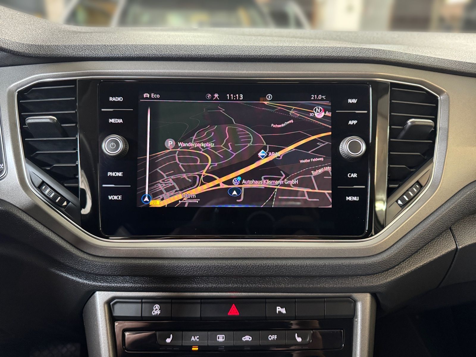 Volkswagen T-Roc Style 2.0TDI 4Motion - Samsaru's Car Outlet