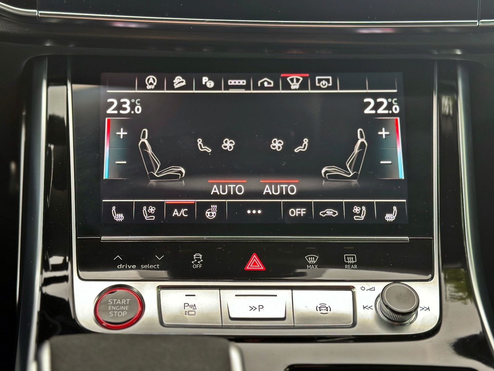 Audi RSQ8 performance 2xCARBON KERAMIK HUD NIGHT OLED
