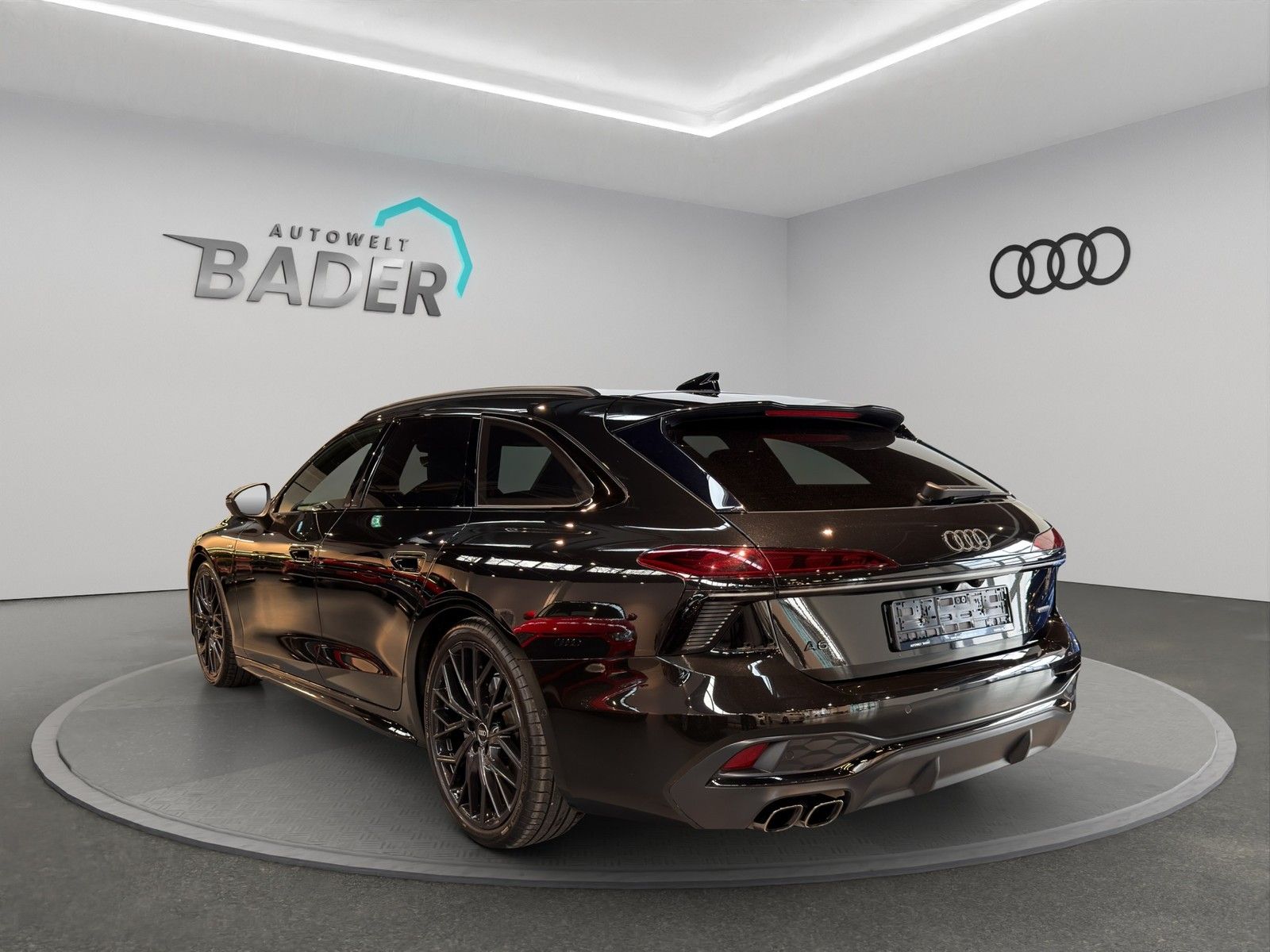 Audi A6 Avant 2.0 TDI qu. S Line Matrix AHK Pano edit