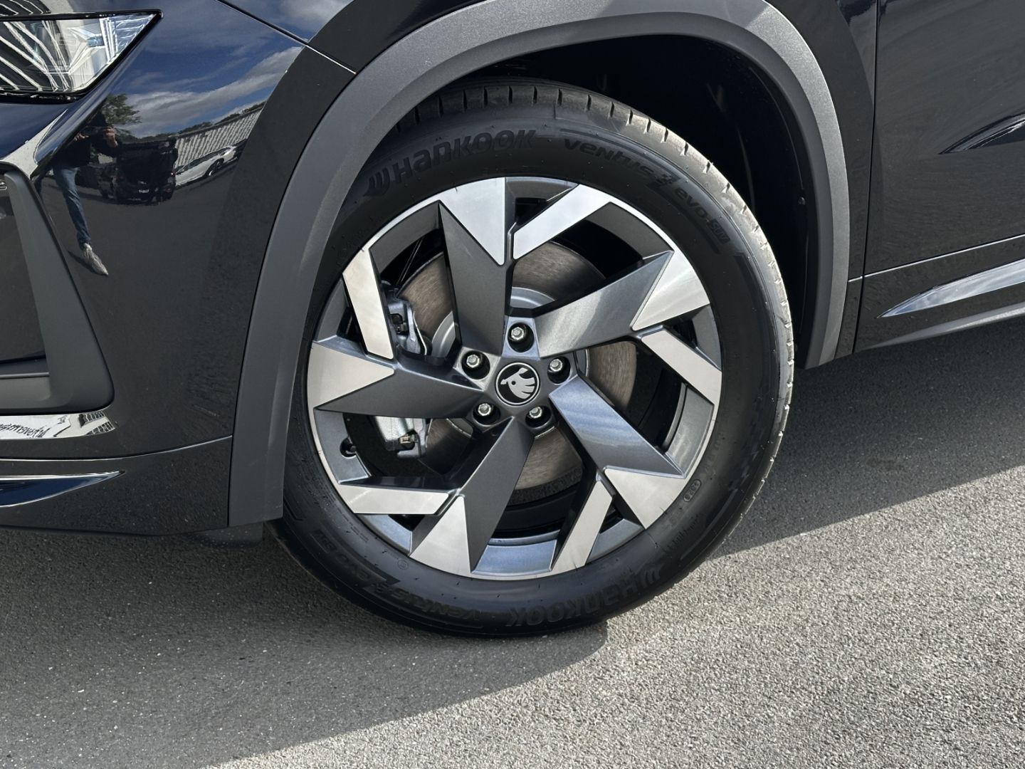 Skoda Kodiaq II 1.5 TSI iV DSG Sportline DCC AHK Matri