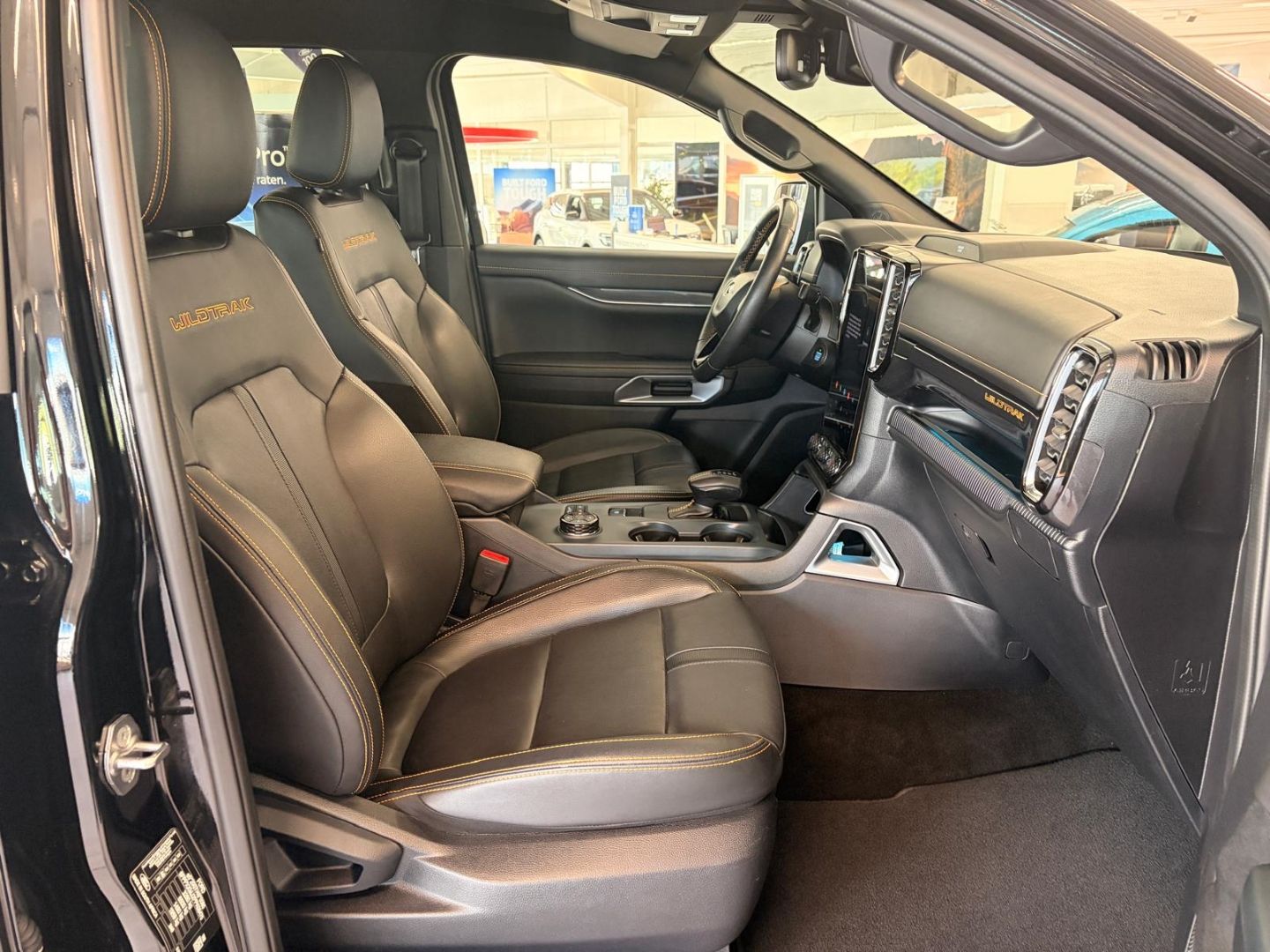 Ford Ranger Wildtrak DoKa e-4WD+AHK+PDC+DAB+NAV+BLIS+