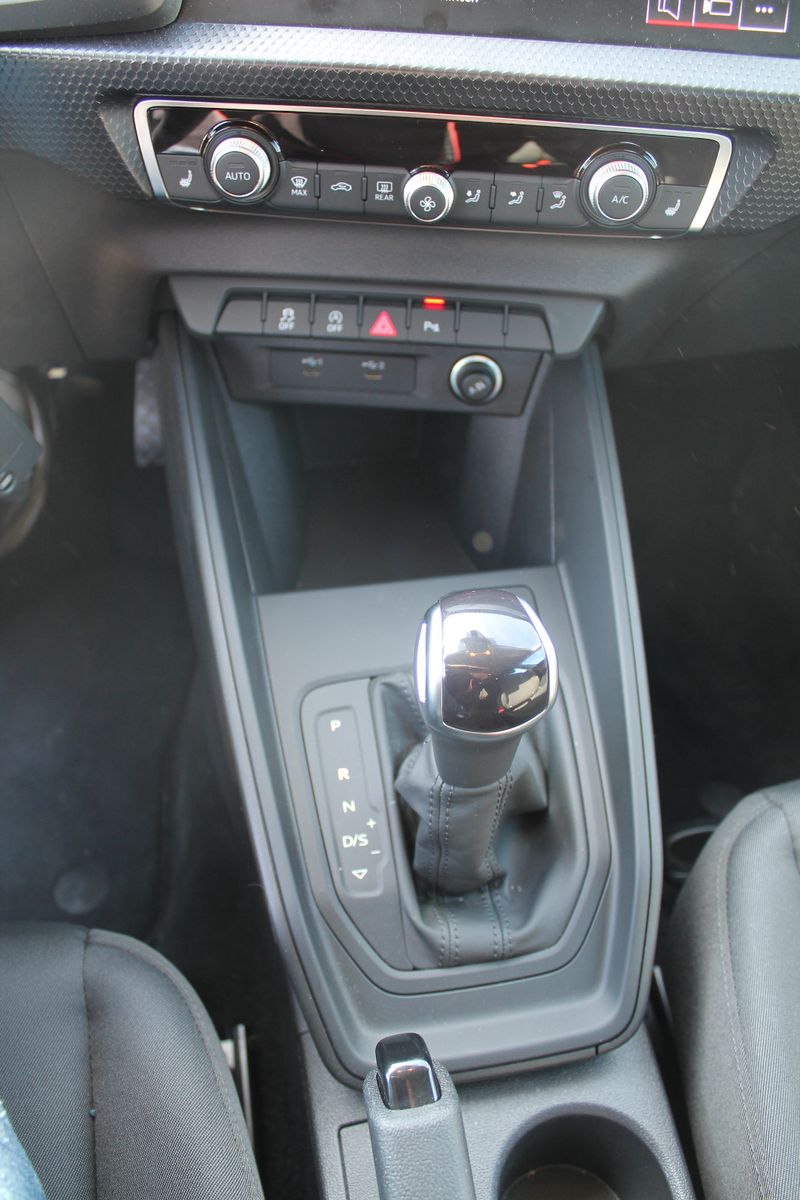 Audi A1 30TFSI S tronic Sportback - Samsaru's Car Outlet