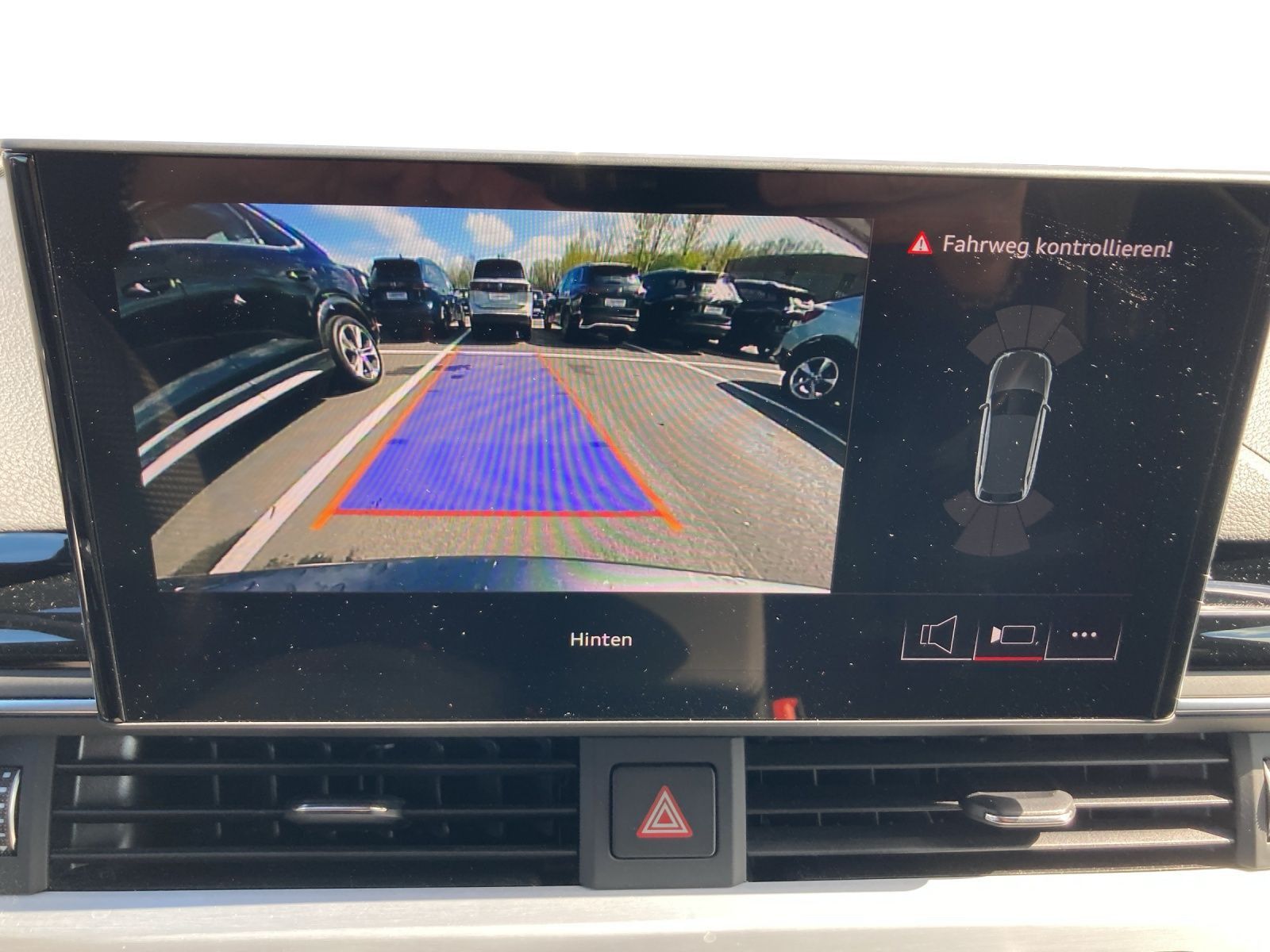 Audi A4 Avant 40 TFSI Q 2x S LINE AHK MATRIX-LED LM19