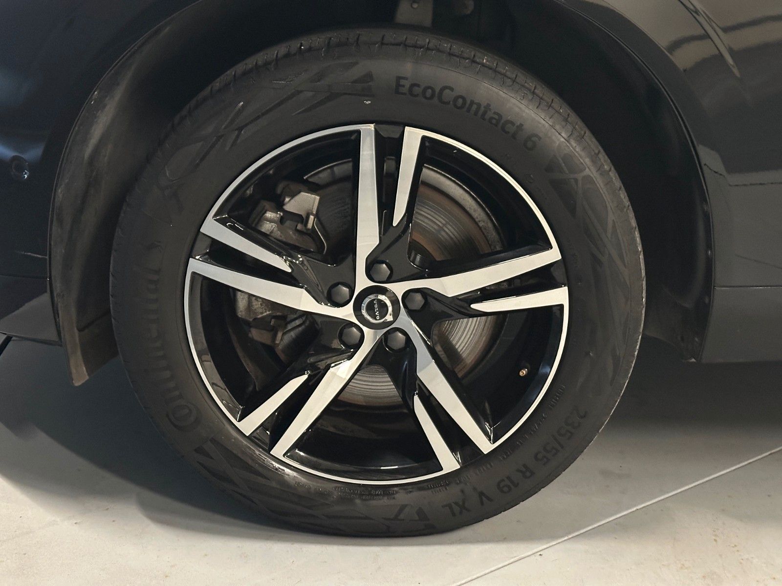 Volvo XC60 R-Design AWD *19Zoll*AHK*360°*Harman/Kardon