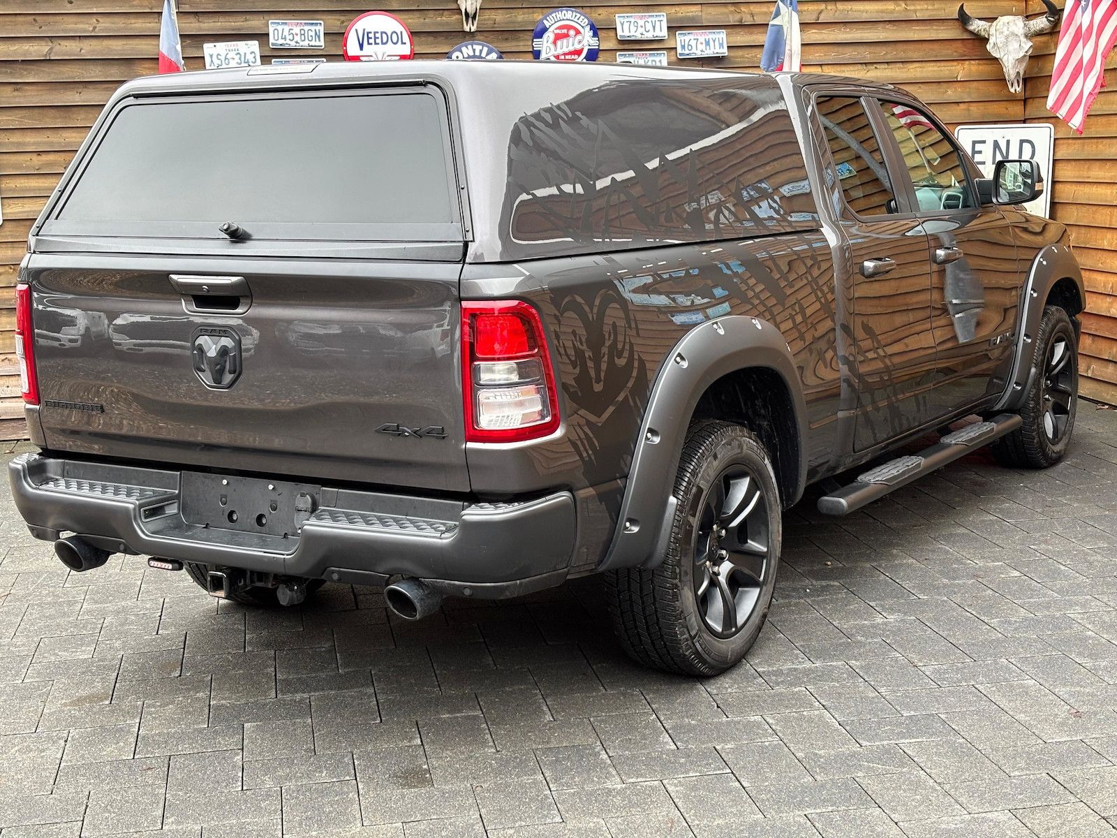 Dodge RAM 1500 5,7L Gen5 Hardtop QuadCab Leder LPG