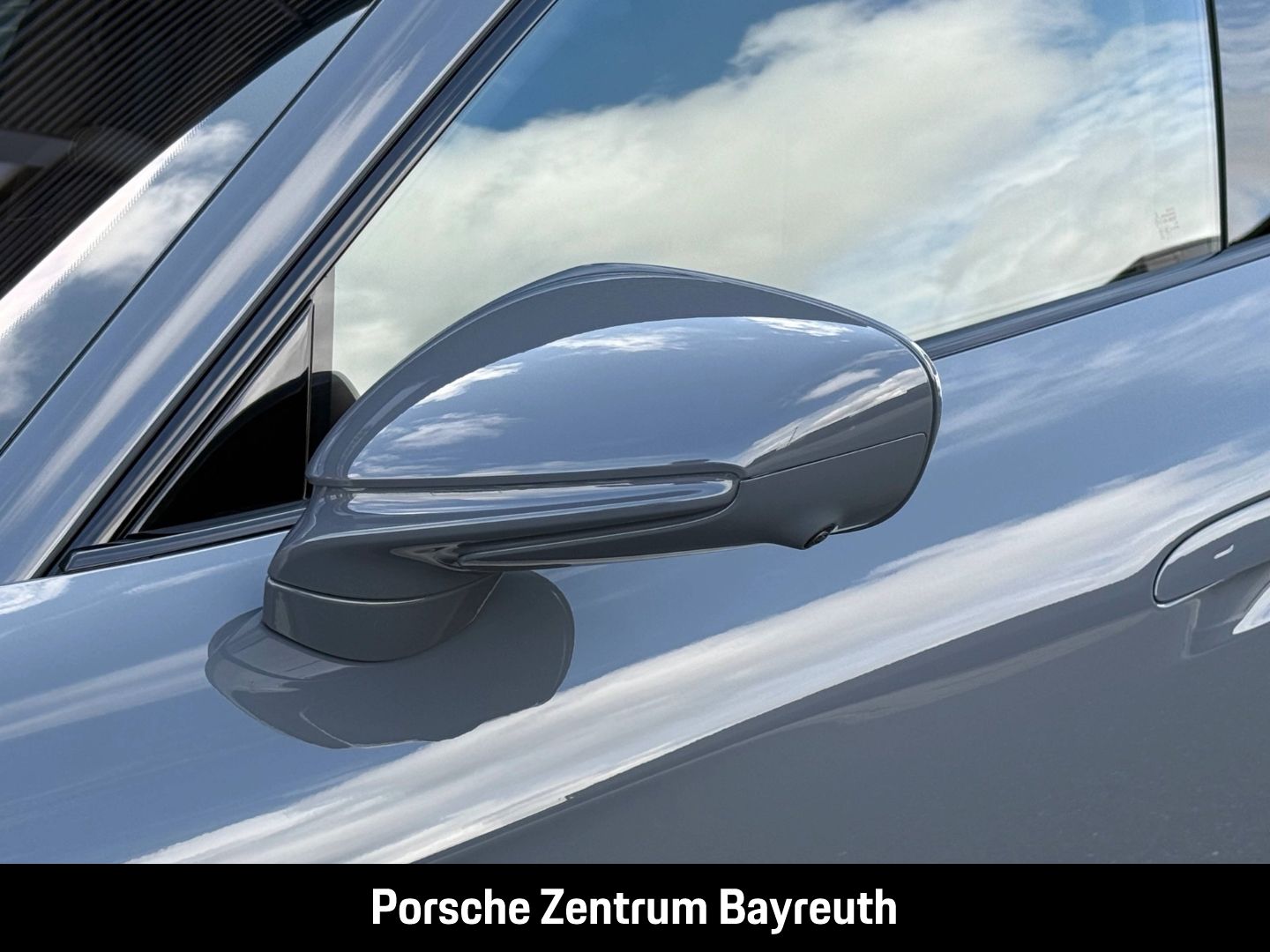 Porsche Taycan GTS*SPORT DES. CARBON*CARBONFELGE*MASSAGE