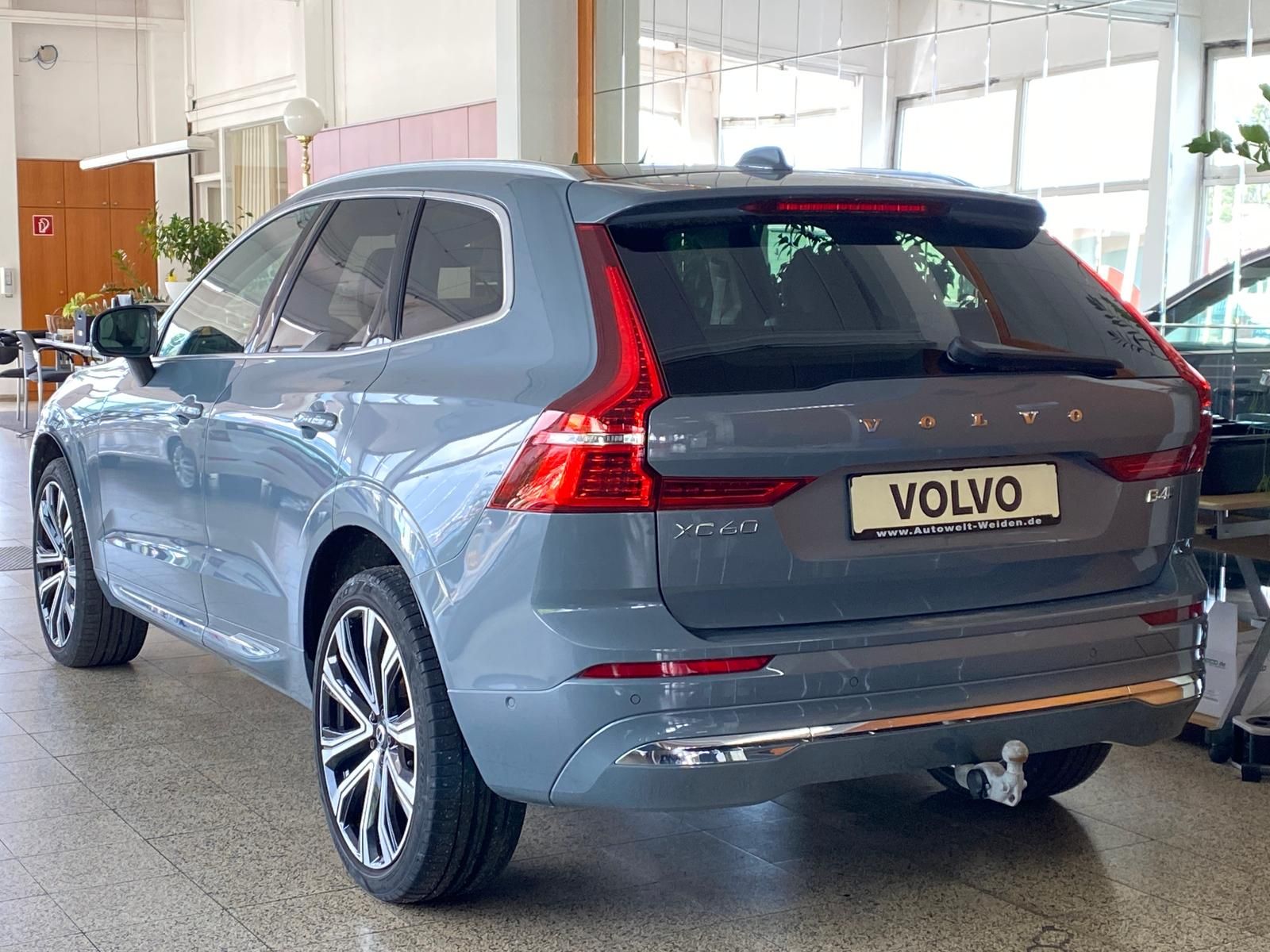 Volvo XC60 B4 2.0 Diesel AWD Mild-Hybrid Plus Bright