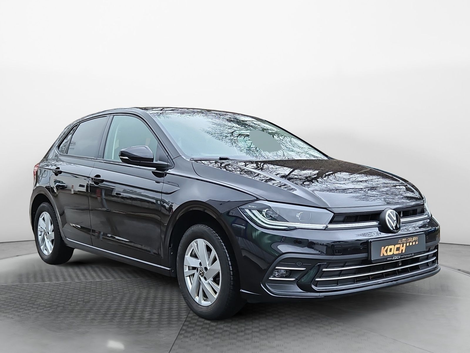 Volkswagen Polo 1.0 TSI Style DSG - Samsaru's Car Outlet