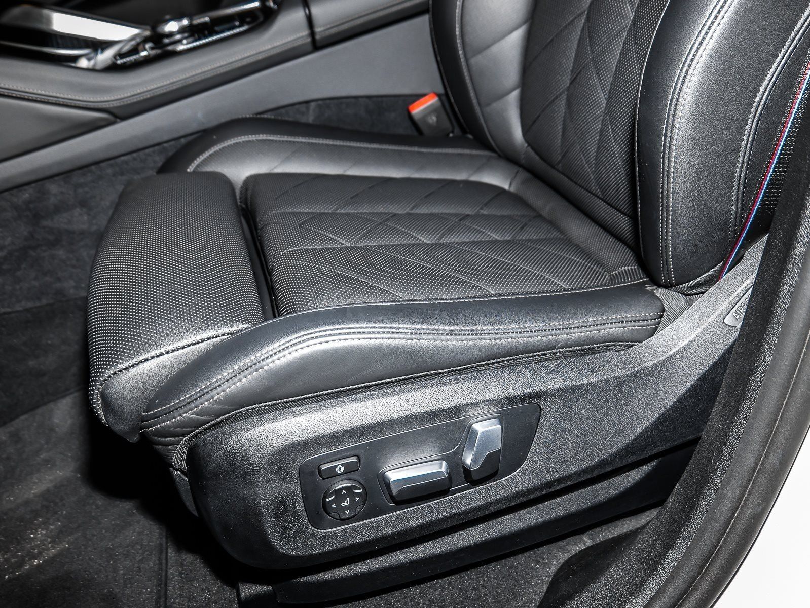 BMW X6 xDrive40d M Sport HUD PANO ACC AHK RFK NAVI