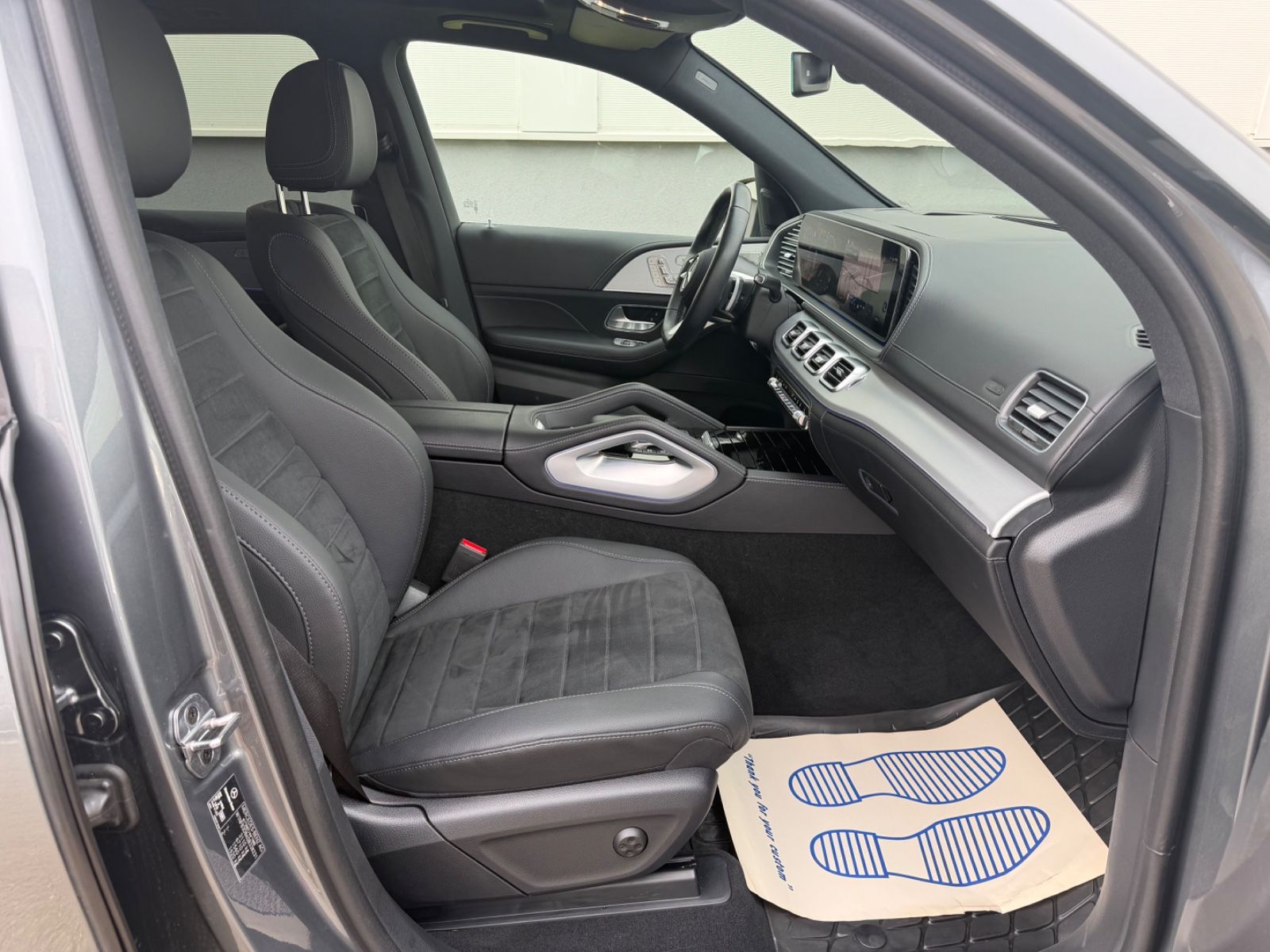 Mercedes-Benz GLE 450 d*AMG*PAN*KAM*HUD*DISTR*LED*AHK*STHZ*21"