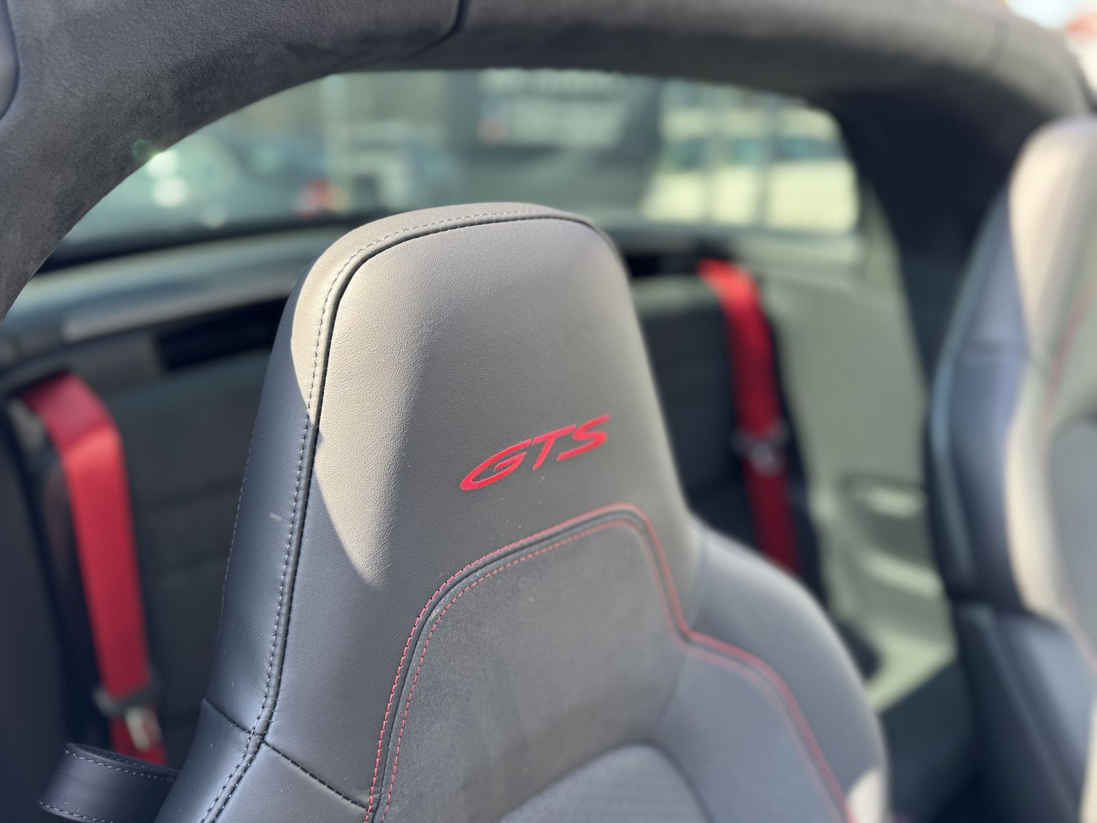 Porsche 992 .2 Targa 4 GTS T-Hybrid