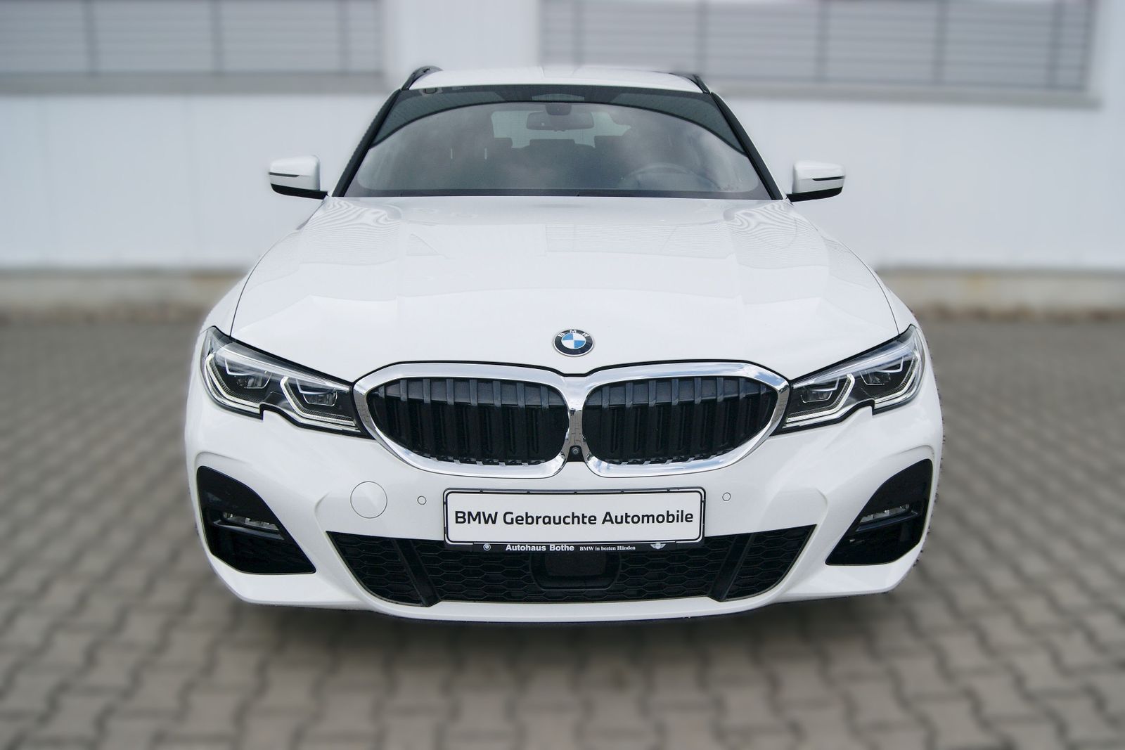 BMW 320d xDrive M Sport - Samsaru's Car Outlet