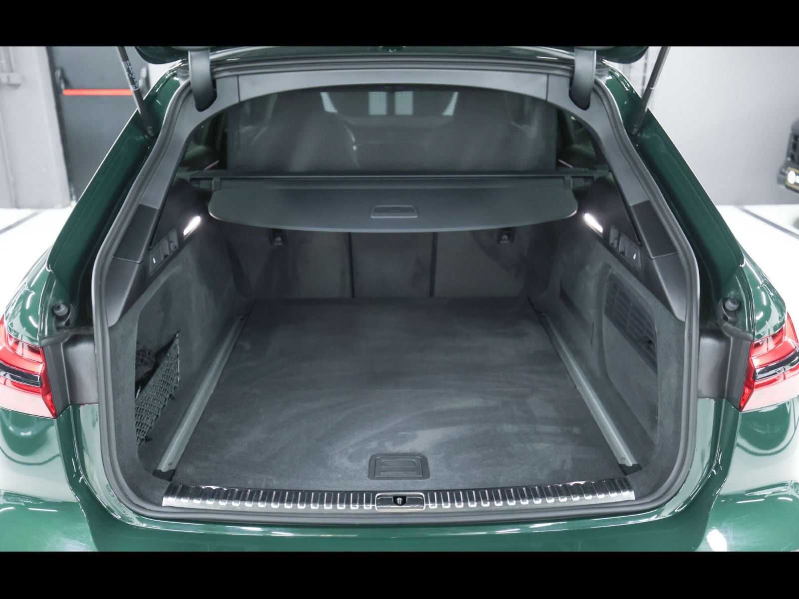 Audi RS6 AVANT PERFORMANCE°INDIVIDUAL GOODWOOD GREEN