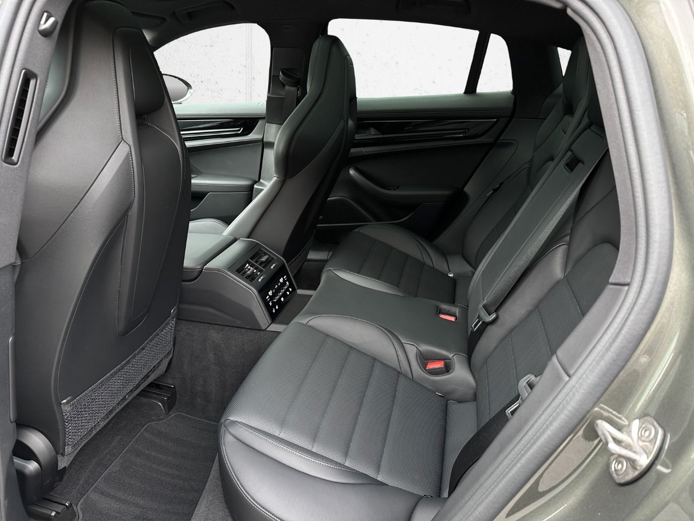 Porsche Panamera 4S E-Hybrid PANO 360° Soft-Close