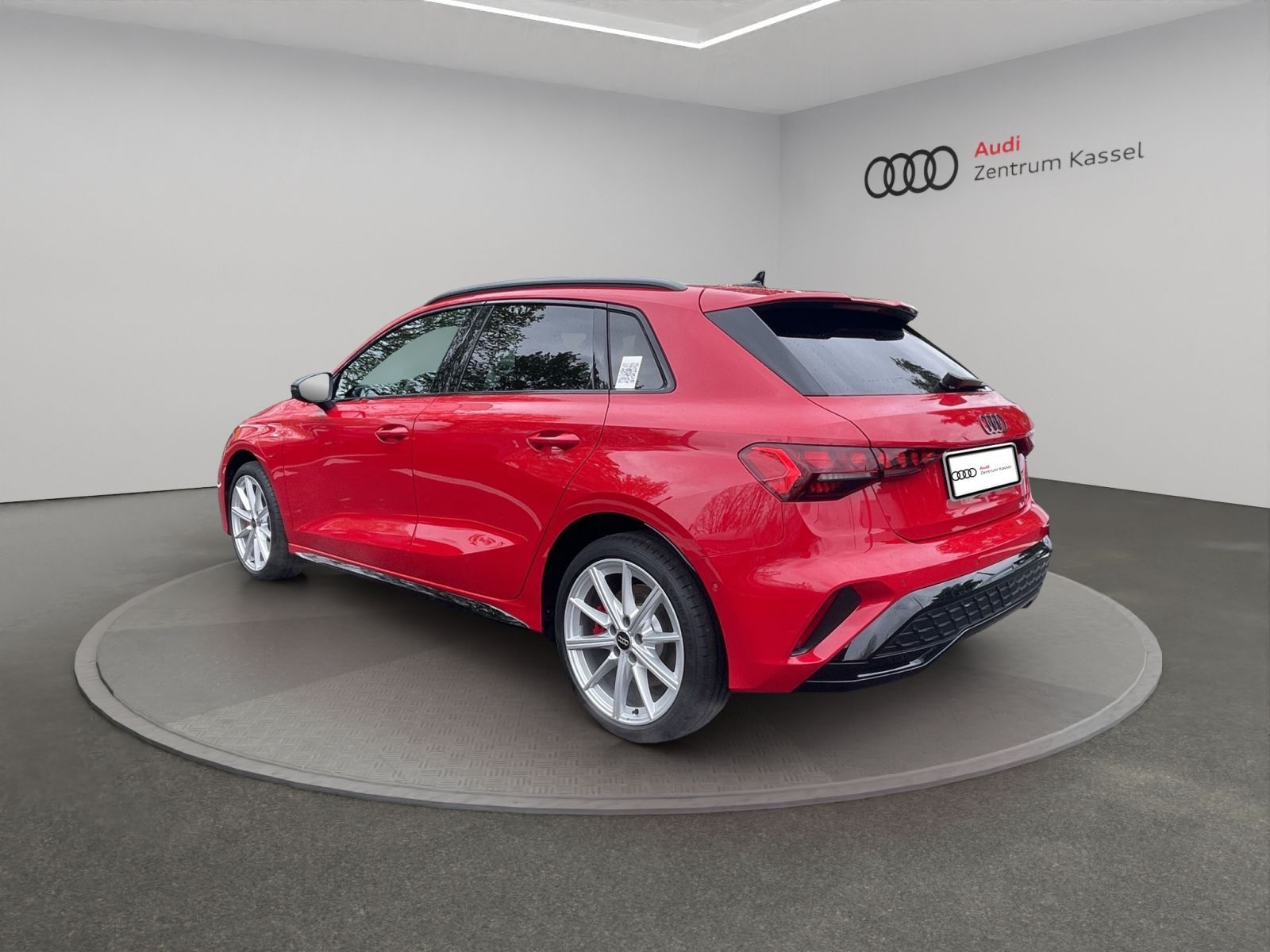 Audi A3 SB 45 TFSI e S line LED AHK Kamera Carplay