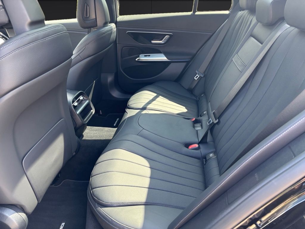 Mercedes-Benz E 450 d 4MATIC T-Modell AMG*AHV*Fahrassitenz