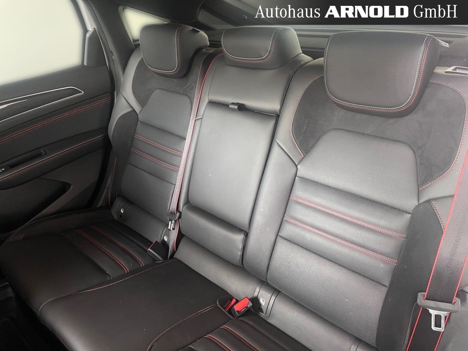 Renault Arkana 1.3 TCe 160 R.S. Line - Samsaru's Car Outlet