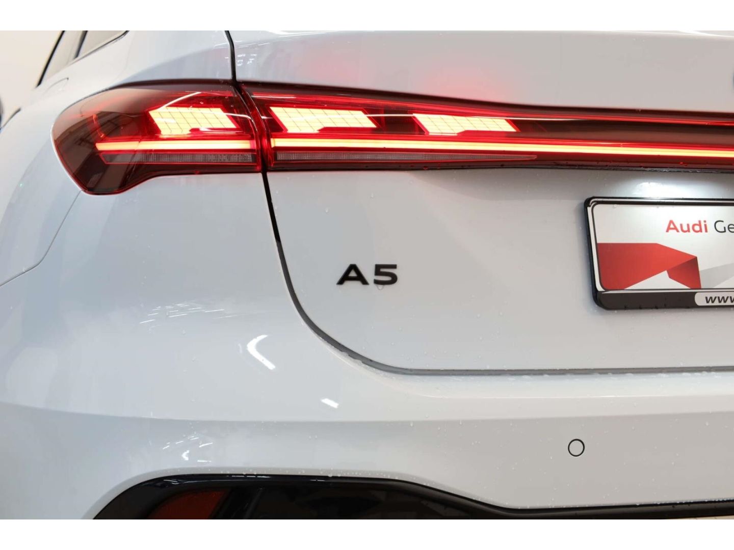Audi A5 Avant e-hybrid quattro S line edition one B&O