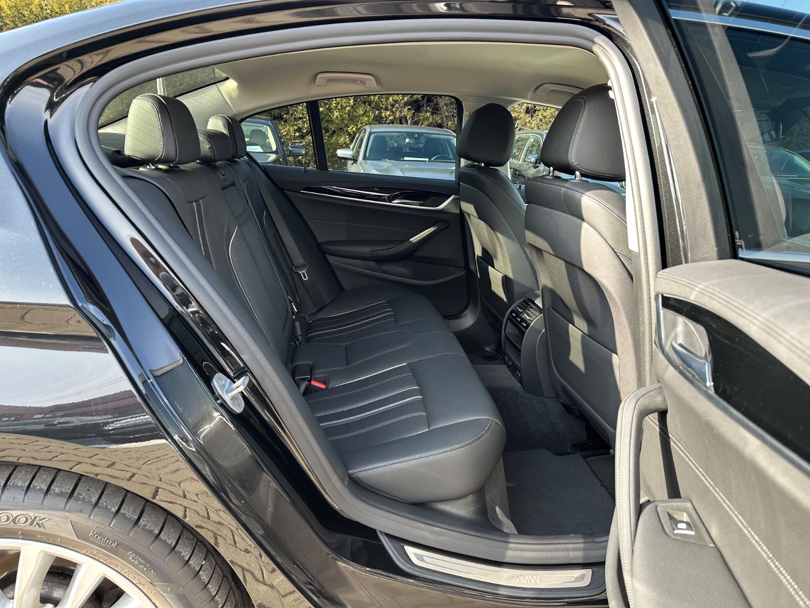 BMW 530d xDrive Luxury Line Leder Head-Up ACC Kamera