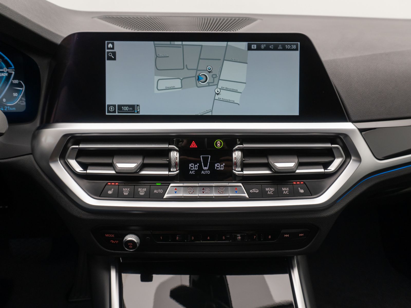 BMW 330e Sport Line - Samsaru's Car Outlet