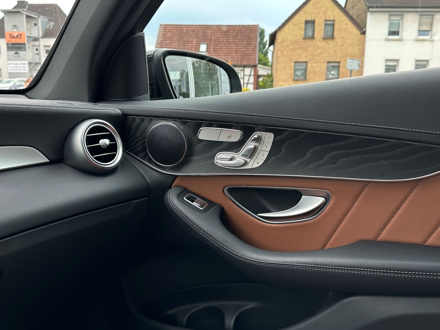 Mercedes-Benz GLC 300 COUPE 4M AMG - Samsaru's Car Outlet