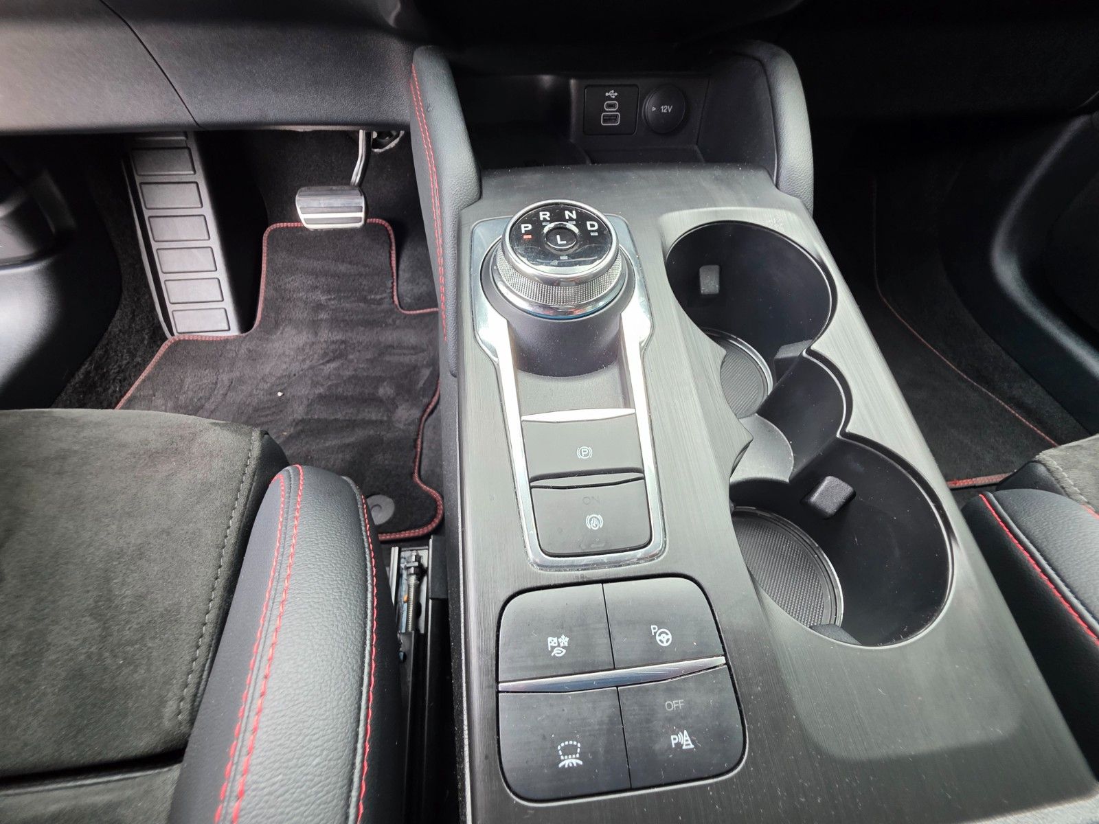 Ford Kuga Hybrid - Samsaru's Car Outlet