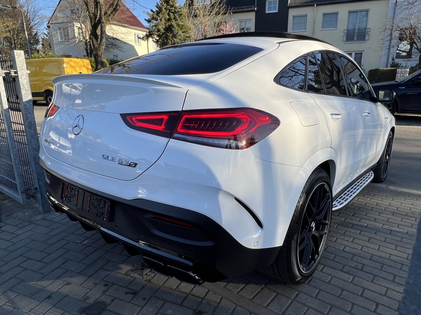 Mercedes-Benz GLE 63 AMG S Performance*4M+*PANO*HUD*SOFT*3xTV