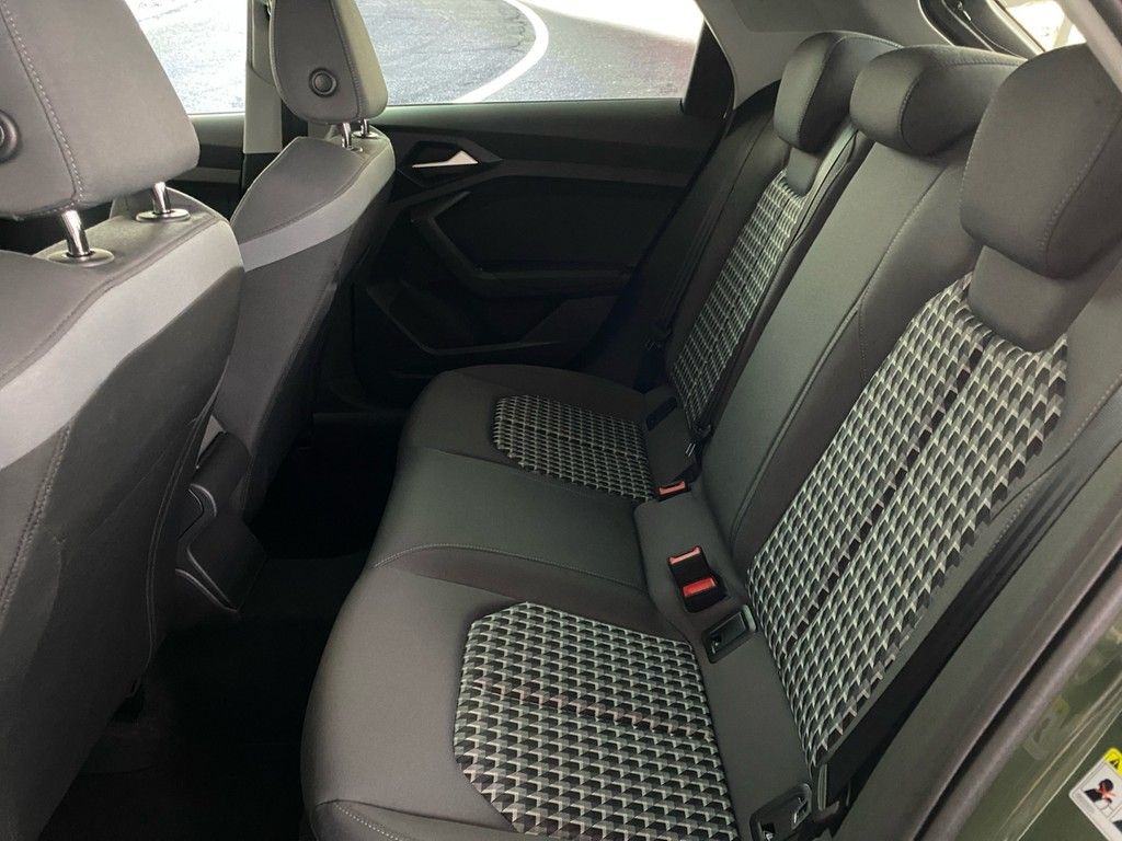 Audi A1 allstreet 30 TFSI ACC+LED+CARPLAY+PRIVACY+VC+